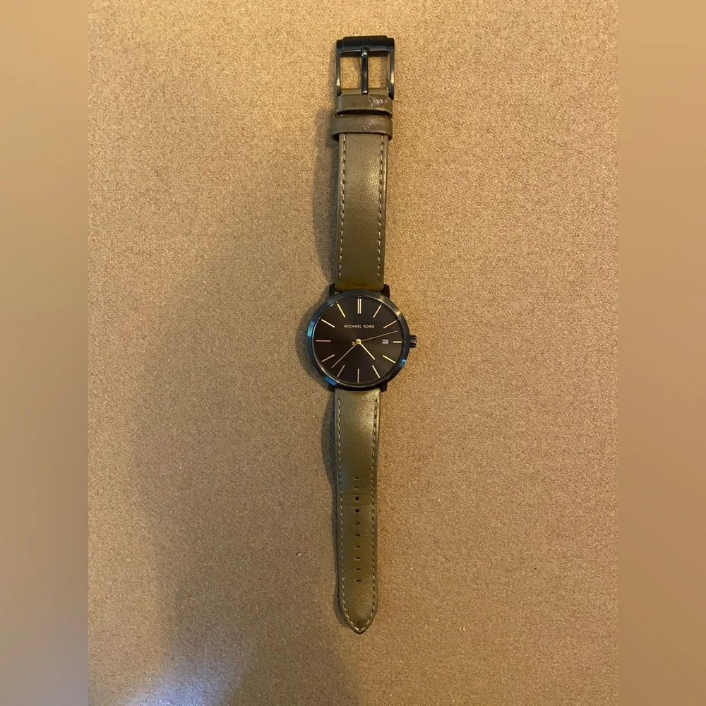 Michael Kors Men’s Black Quartz Black Dial Watch - Picture 4 of 4